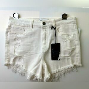 Studio Blue White Distressed Frayed Hem Shorts Size 29 NWT